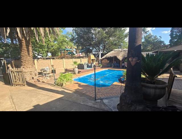 3 BEDROOM HOUSE FOR SALE IN ARCON PARK